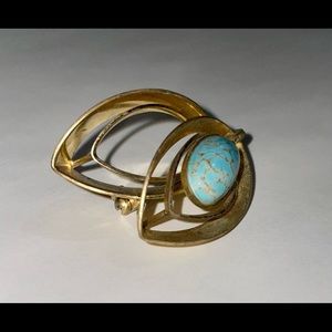 Vintage Light turquoise polished stone and gold Brooch